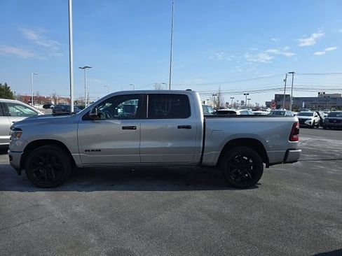 Used 2024 RAM 1500 Laramie image 4