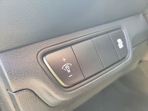 Used 2023 Kia Forte LXS FWD image 17