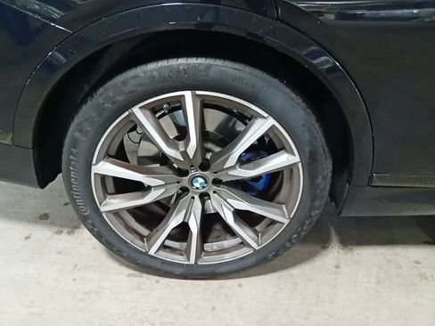 Used 2021 BMW X7 M50i w/ Cold Weather Package AWD/4WD image 15