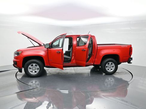 Used 2020 Chevrolet Colorado W/T w/ WT Convenience Package AWD/4WD image 29