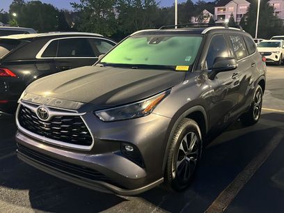Used 2022 Toyota Highlander XLE