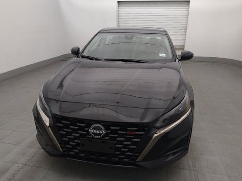 Used 2025 Nissan Altima 2.5 SR FWD image 15