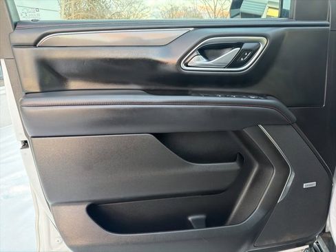 Used 2021 Chevrolet Tahoe RST w/ Luxury Package image 21