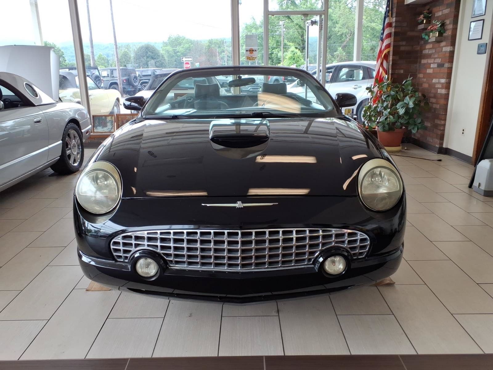 Used 2003 Ford Thunderbird RWD image 5
