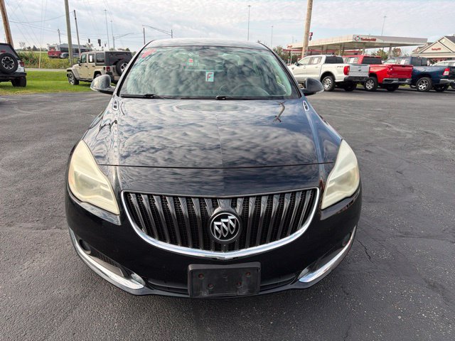 Used 2016 Buick Regal FWD image 2