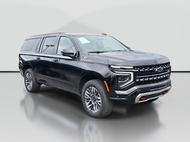 Used 2025 Chevrolet Suburban Z71 AWD/4WD image 7