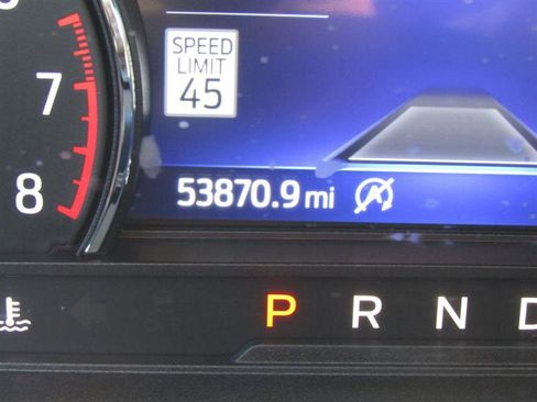 Used 2020 Ford Explorer XLT w/ Equipment Group 202A image 18