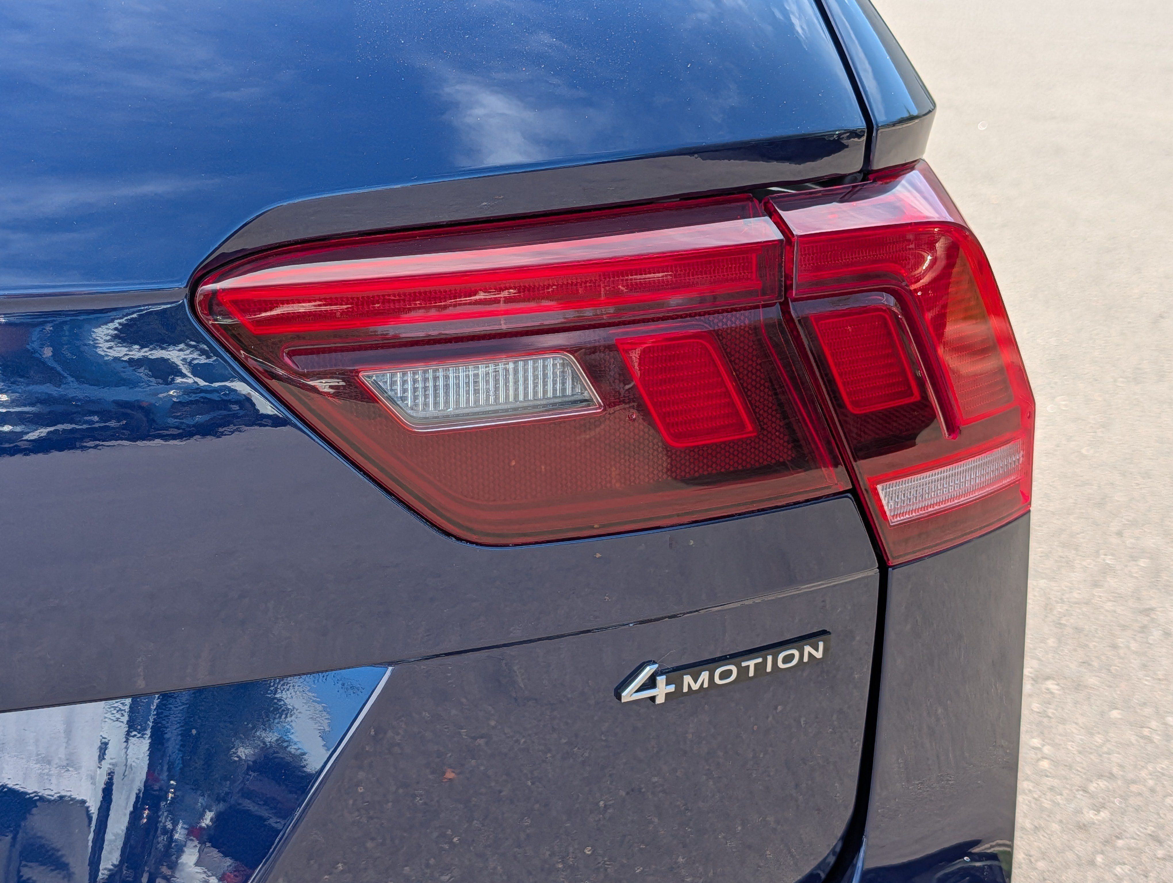 Certified 2024 Volkswagen Tiguan Wolfsburg Edition w/ Panoramic Sunroof Package AWD/4WD image 16