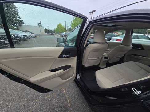 Used 2015 Honda Accord EX image 15