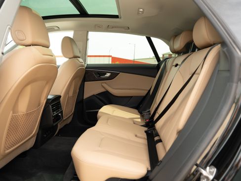 Certified 2023 Audi Q8 Premium Plus AWD/4WD image 25