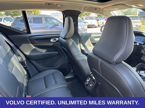 Certified 2026 Volvo XC40 B5 Plus AWD/4WD image 12