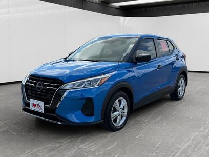 Used 2025 Nissan Kicks Play S