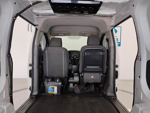 Used 2019 Nissan NV200 S FWD image 64
