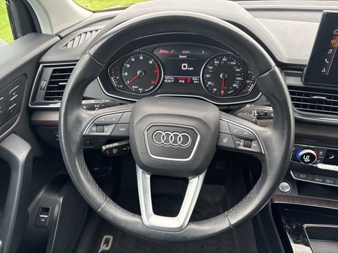 Used 2023 Audi Q5 2.0T Premium w/ Convenience Package AWD/4WD image 22