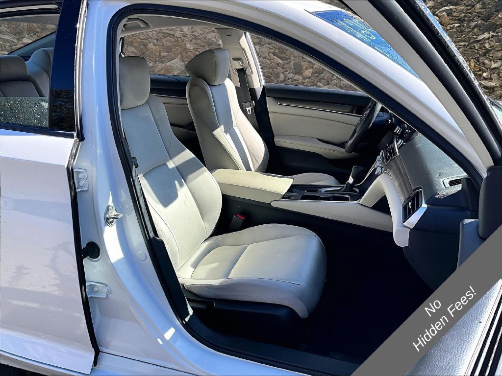 Used 2019 Honda Accord LX image 7