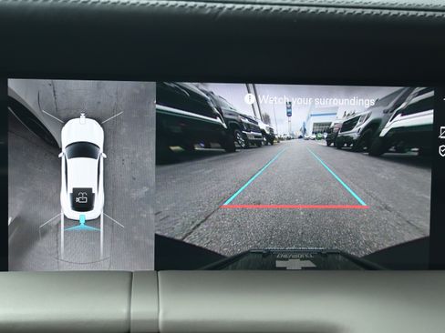 Used 2022 Porsche Taycan image 25