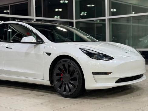 Used 2022 Tesla Model 3 Performance image 5