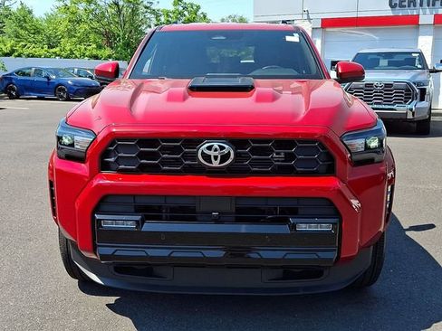 Used 2025 Toyota 4Runner TRD Sport AWD/4WD image 2