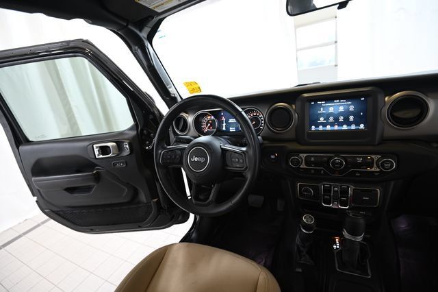 Used 2021 Jeep Wrangler Unlimited Sport AWD/4WD image 31