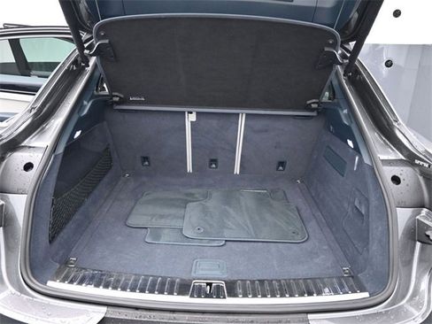 Used 2022 Porsche Cayenne S image 26