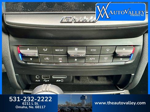 Used 2017 Maserati Ghibli S Q4 AWD/4WD image 40