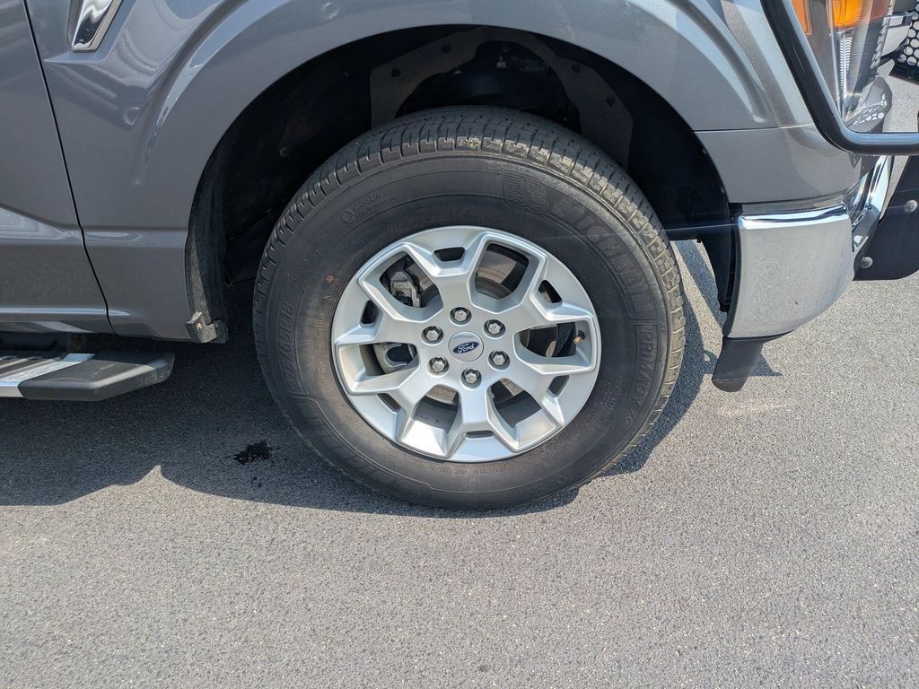 Certified 2023 Ford F150 XLT w/ Equipment Group 301A Mid AWD/4WD image 11