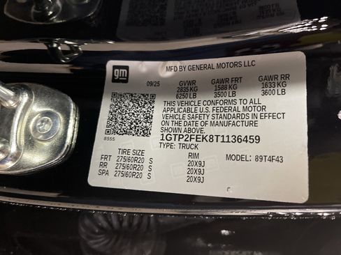 New 2026 GMC Canyon Denali w/ LPO, Denali Black Edition image 29