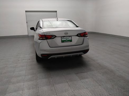 Used 2025 Nissan Versa SV FWD image 6