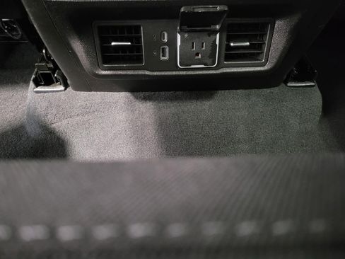 Used 2024 Chevrolet Silverado 1500 RST image 23