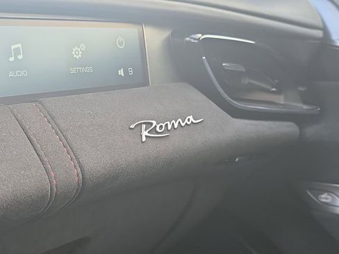 Used 2021 Ferrari Roma image 18