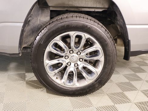 Used 2023 RAM 1500 Laramie AWD/4WD image 19