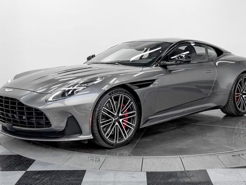 Used 2024 Aston Martin DB12 Coupe RWD image 34