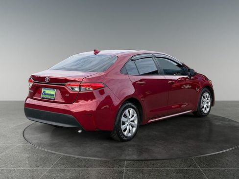 Used 2023 Toyota Corolla LE FWD image 9