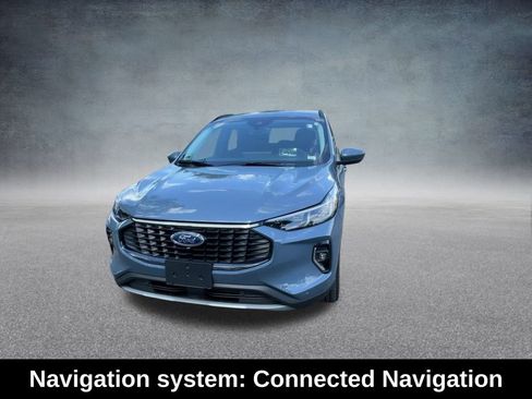 Used 2023 Ford Escape Platinum w/ Premium Technology Package image 6