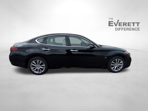 Used 2015 INFINITI Q70 5.6 w/ Deluxe Touring Package image 3