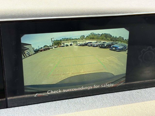 Used 2025 Nissan Kicks SV w/ Illumination Package AWD/4WD image 2