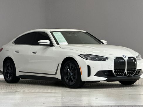 Used 2023 BMW i4 eDrive40 RWD image 6
