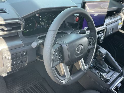 New 2026 Toyota Tacoma TRD Off-Road AWD/4WD image 10