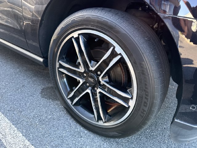 Used 2021 Ford Expedition Max Limited AWD/4WD image 9