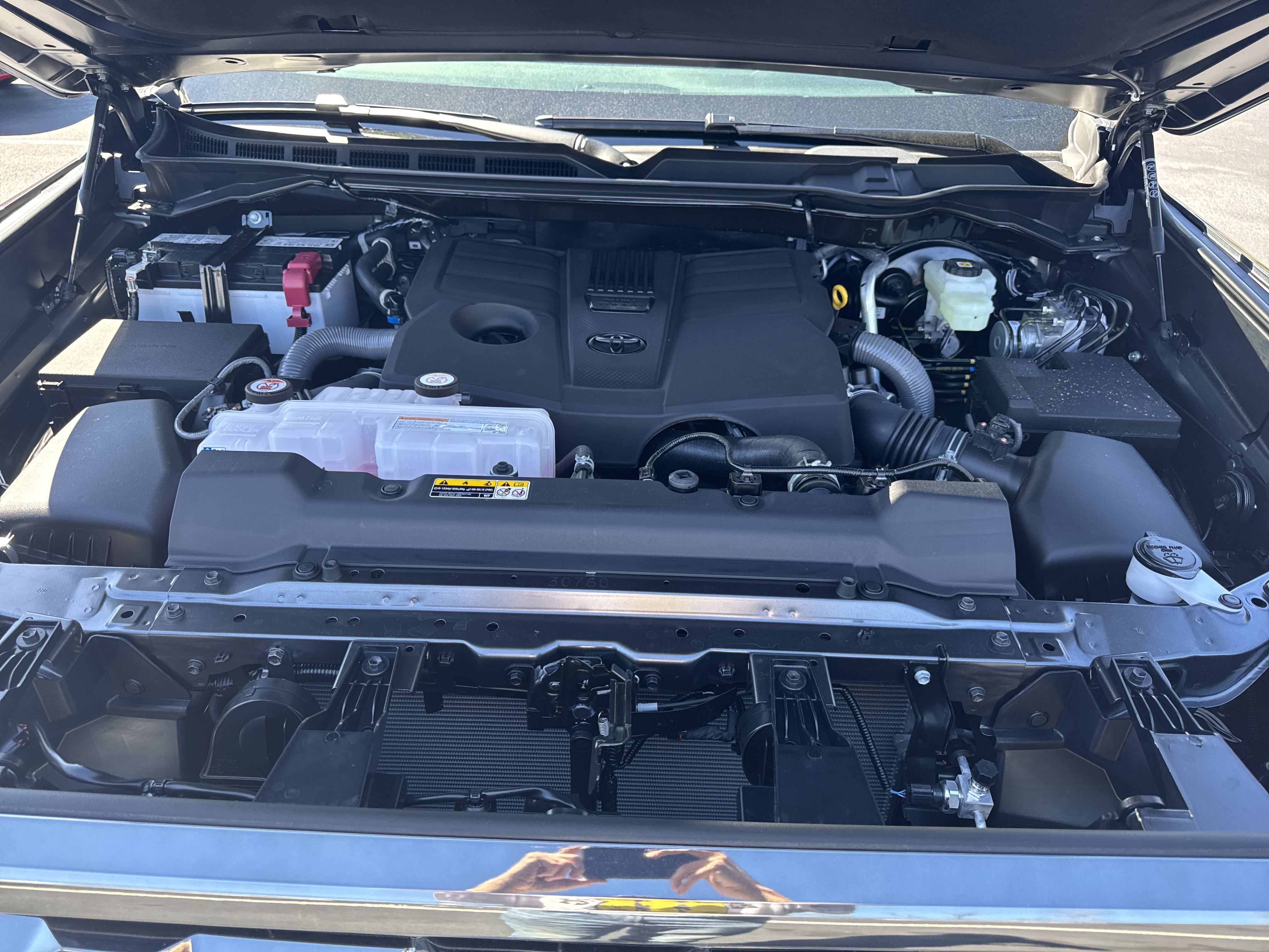 New 2025 Toyota Tundra Platinum AWD/4WD image 39