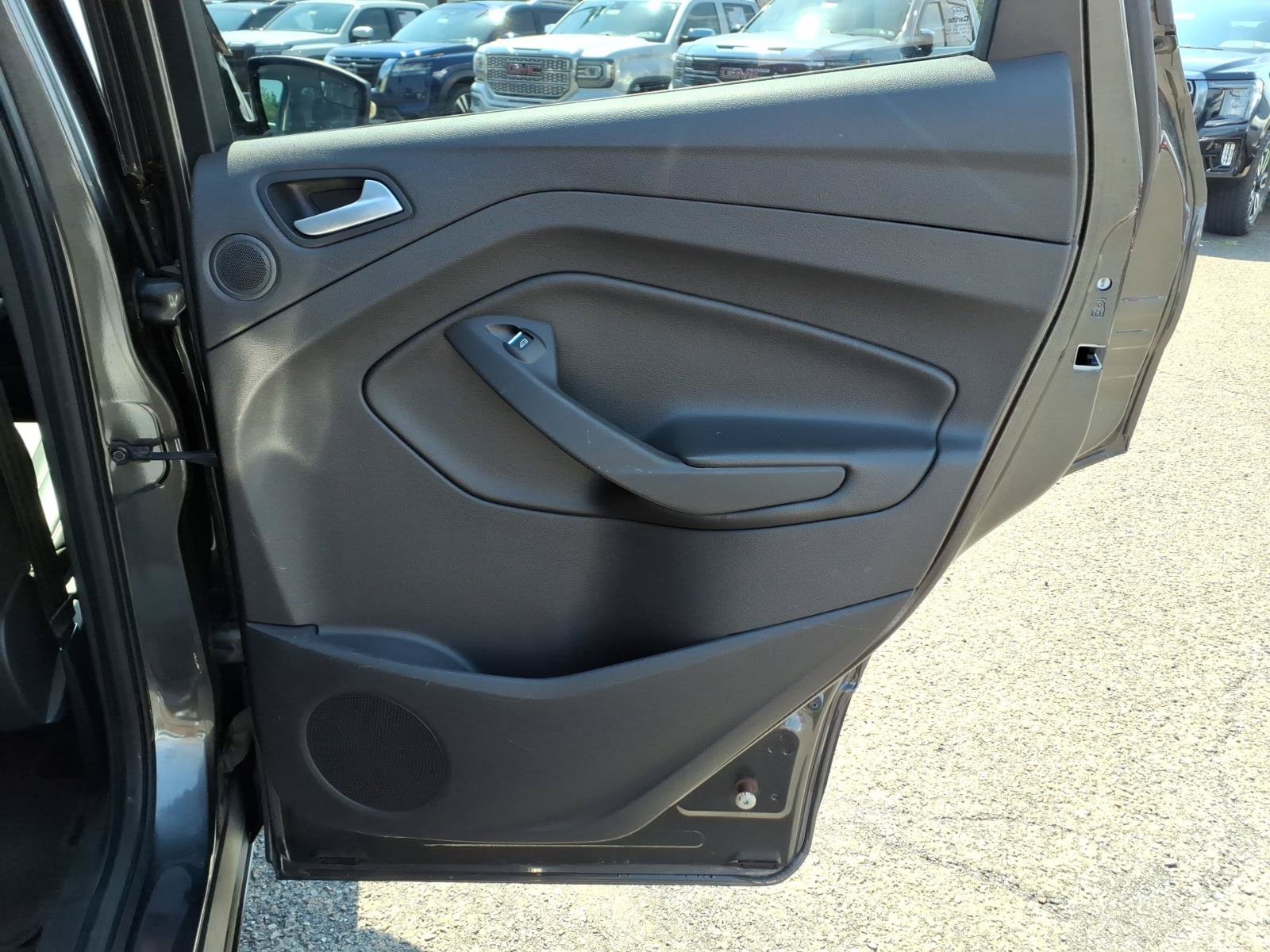 Used 2015 Ford Escape Titanium AWD/4WD image 28