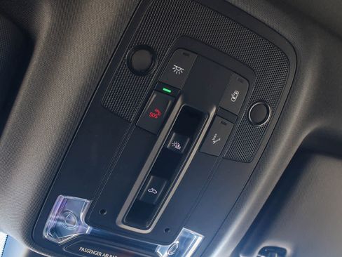 New 2025 Audi Q3 2.0T Premium image 38