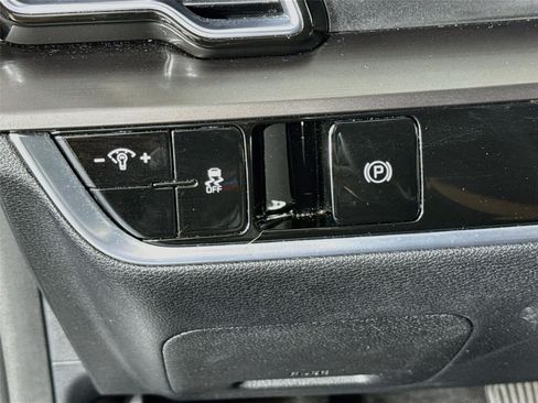 Used 2023 Kia Sportage EX FWD image 10