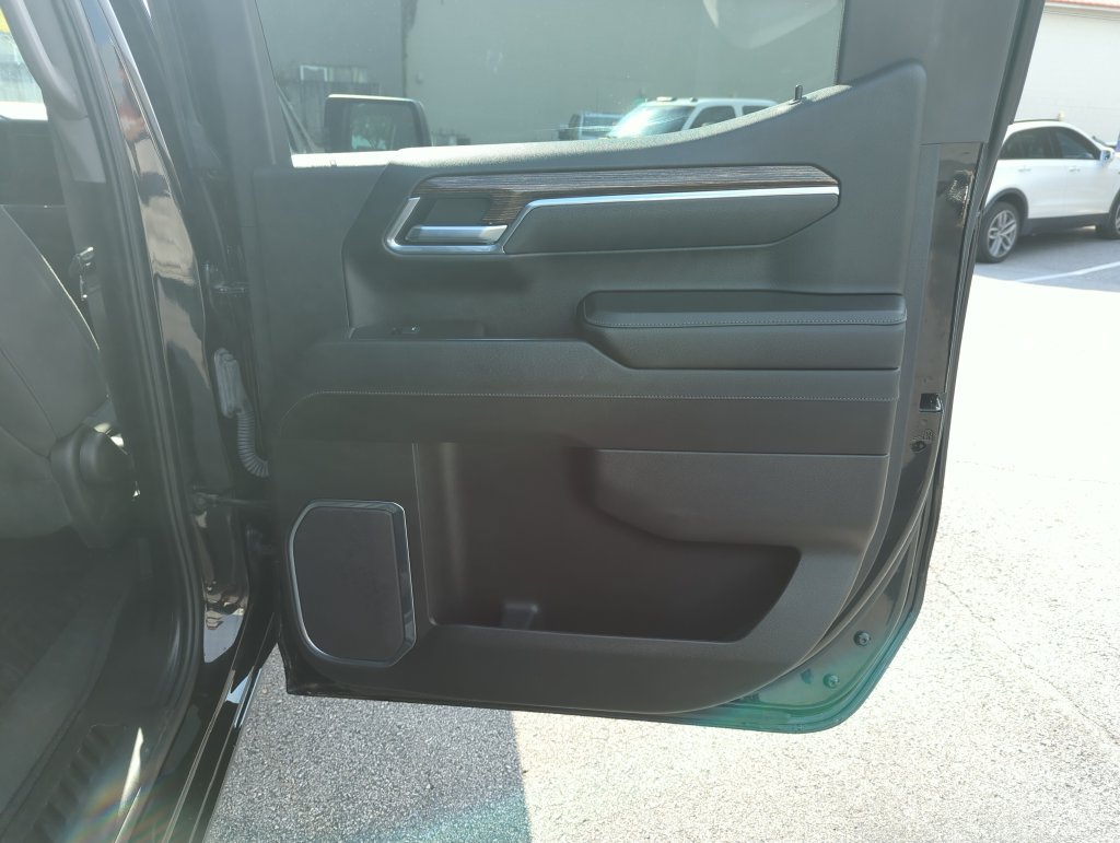 Used 2025 GMC Sierra 1500 Elevation RWD image 28
