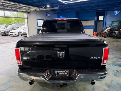 Used 2016 RAM 1500 Laramie w/ Convenience Group AWD/4WD image 3
