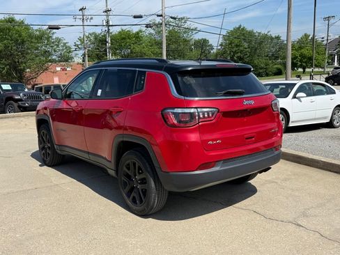 Used 2019 Jeep Compass Limited AWD/4WD image 8