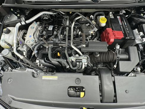 Used 2025 Nissan Sentra SR w/ Midnight Edition FWD image 19