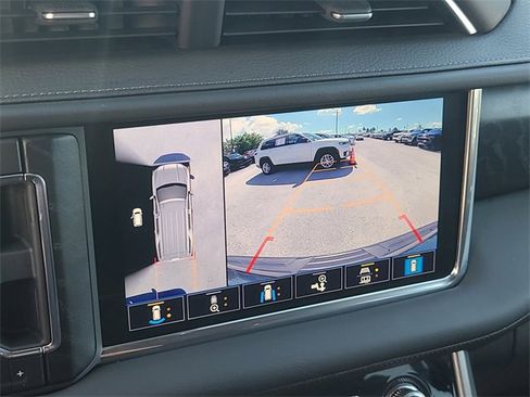 Used 2021 GMC Yukon Denali w/ LPO, Illumination Package image 35