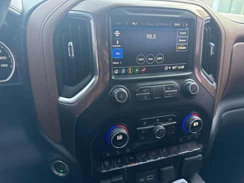 Used 2021 Chevrolet Silverado 3500 High Country w/ Technology Package AWD/4WD image 14