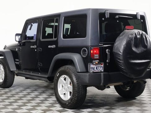Used 2014 Jeep Wrangler Unlimited Sport w/ Quick Order Package 24S AWD/4WD image 6